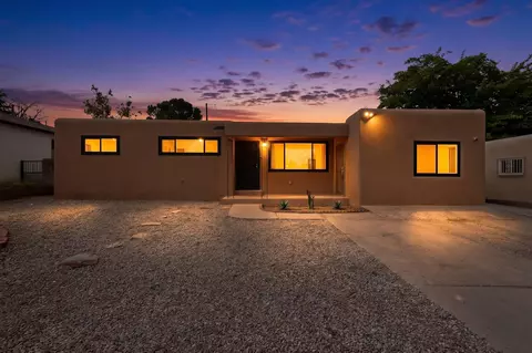 11208 Prospect Ave NE, Albuquerque, NM 87112