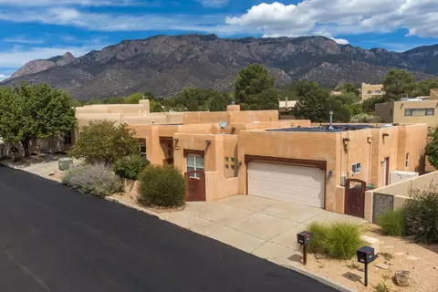 1607 Quailwood Dr NE, Albuquerque, NM 87122