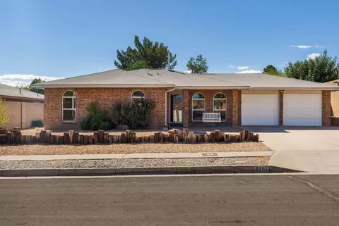 7201 Hearth Dr NW, Albuquerque, NM 87120