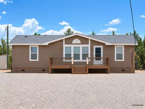 87 Amy Rd, Los Lunas, NM 87031