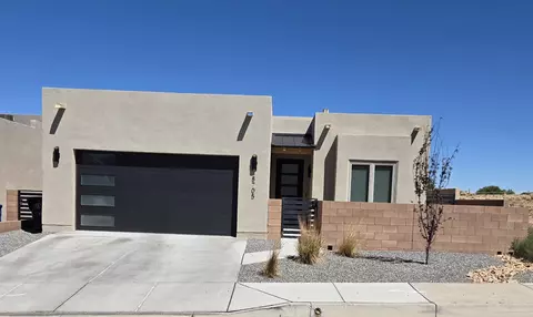 8705 Signal Ave NE, Albuquerque, NM 87122
