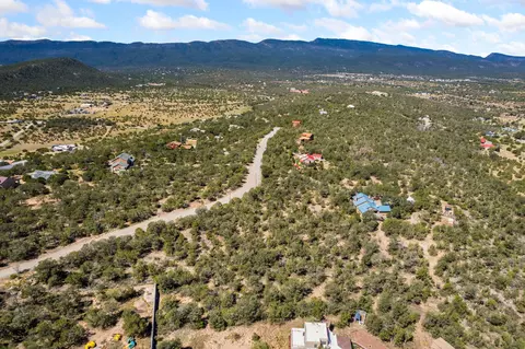 7 Oakmont Ridge Rd, Sandia Park, NM 87047