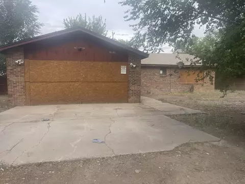2715 Bryan Ct SW, Albuquerque, NM 87105