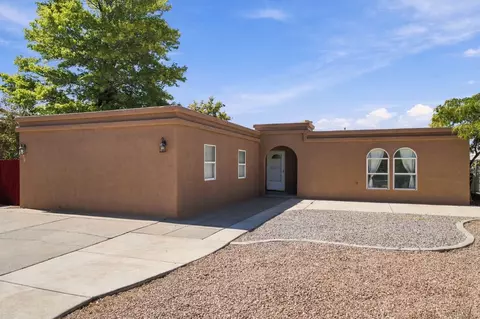 7309 Capulin Rd NE, Albuquerque, NM 87109