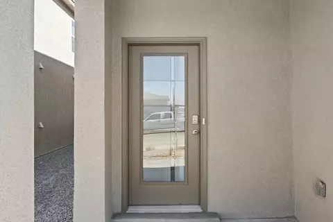 2424 Eglisfield Loop NE, Rio Rancho, NM 87144