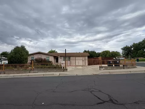 13121 Parkview Ave NE, Albuquerque, NM 87123