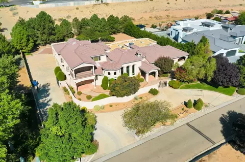 9415 Black Farm Ln NW, Albuquerque, NM 87114