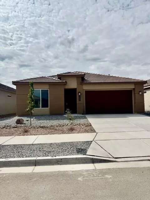 2440 Marble Ave NE, Rio Rancho, NM 87144