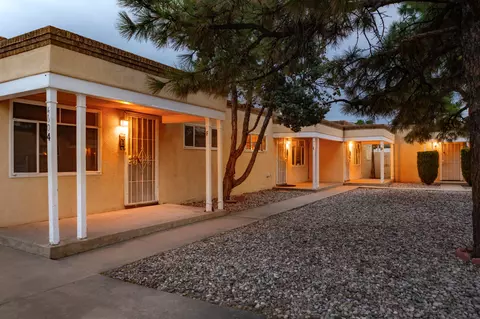 4600 Zuni Rd SE, Albuquerque, NM 87108