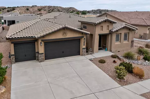 1835 Truchas Peak Trl NE, Rio Rancho, NM 87144
