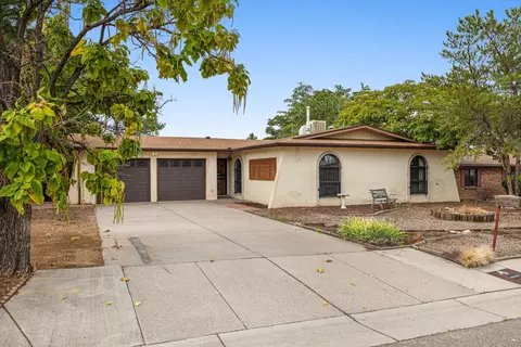 7216 Derickson Ave NE, Albuquerque, NM 87109