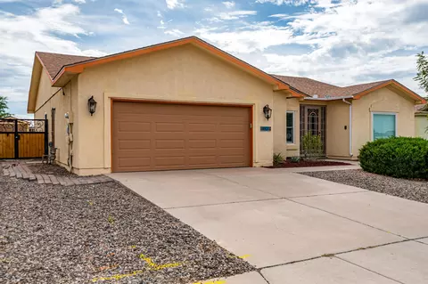 6921 Glen Hills Dr NE, Rio Rancho, NM 87144