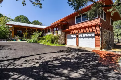 6 North Ct, Sandia Park, NM 87047