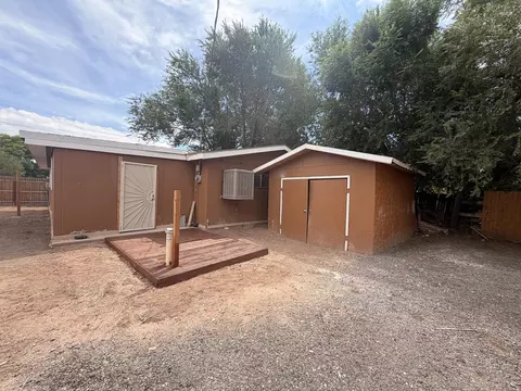 Exterior - 18 Gurule Rd # B, Peralta, NM 87042 photo 2 of 4