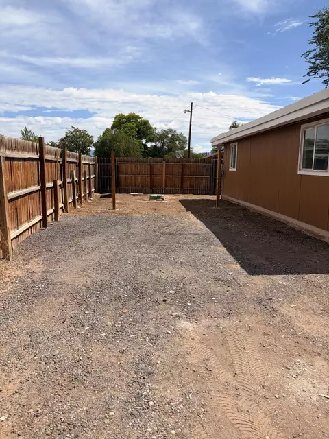 Exterior - 18 Gurule Rd # B, Peralta, NM 87042 photo 4 of 4