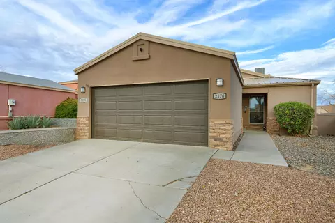 2176 High Desert Cir NE, Rio Rancho, NM 87144