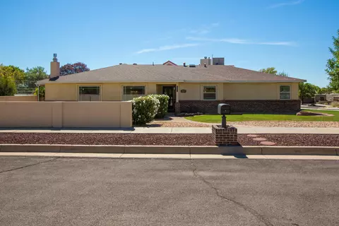 9618 Freedom Way NE, Albuquerque, NM 87109