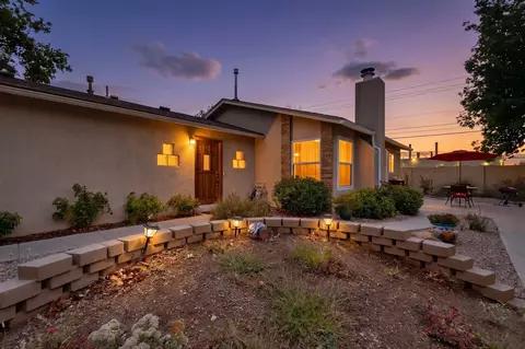10812 Lagrange Park Dr NE, Albuquerque, NM 87123