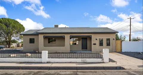 801 California St SE, Albuquerque, NM 87108