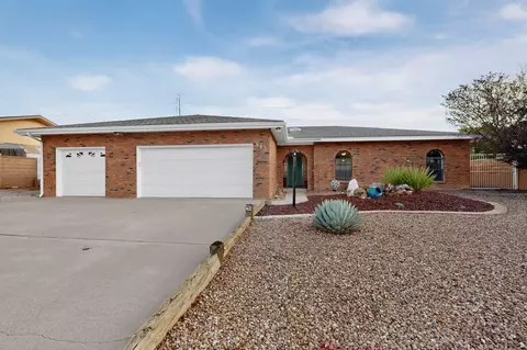 943 Player Loop SE, Rio Rancho, NM 87124