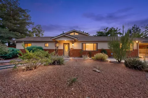 3804 33rd Cir SE, Rio Rancho, NM 87124