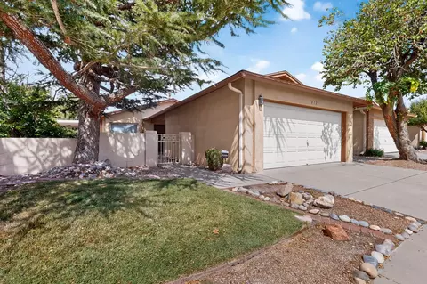 10721 Clyburn Park Dr NE, Albuquerque, NM 87123