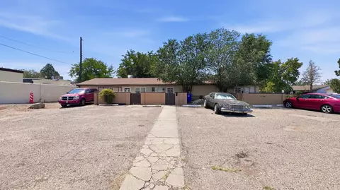 8700 Northeastern Blvd NE, Albuquerque, NM 87112