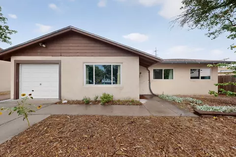 1408 Espejo St NE, Albuquerque, NM 87112
