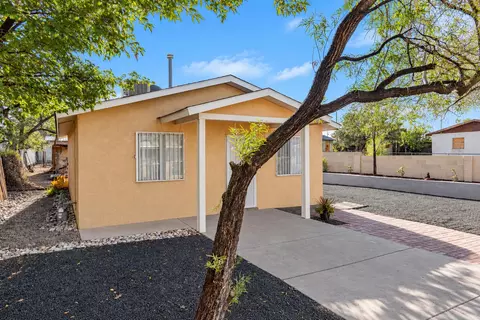 2024 Walter St SE, Albuquerque, NM 87102
