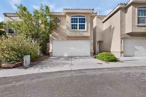 5008 Serena Cir NE, Albuquerque, NM 87111