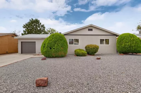 2817 Cardenas Dr NE, Albuquerque, NM 87110