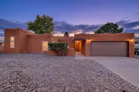 12208 Lexington Ave NE, Albuquerque, NM 87112