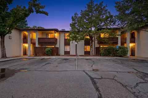 1601 Pennsylvania St NE #X-7, Albuquerque, NM 87110