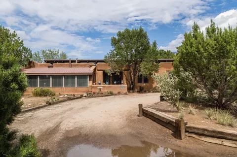 9102 Lynx Loop NE, Albuquerque, NM 87122