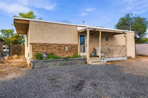 117 Clifton Ave SE, Albuquerque, NM 87102