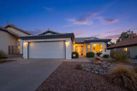 7804 Oakland Ave NE, Albuquerque, NM 87122