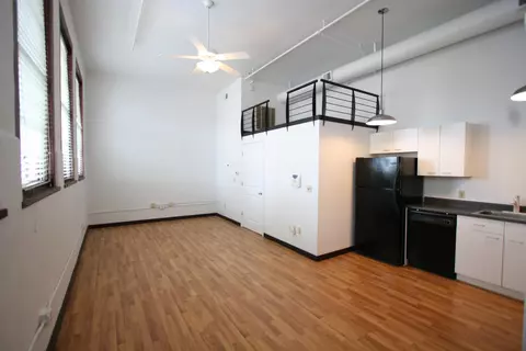 301 Central Ave NE #117, Albuquerque, NM 87102