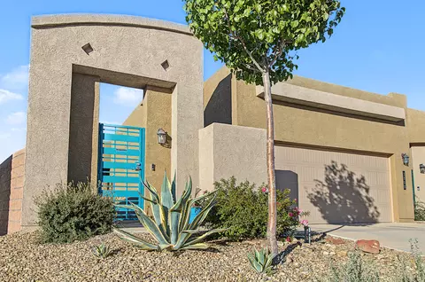 1808 Villa Contesa Loop NW, Los Lunas, NM 87031