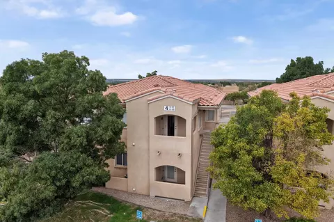 6800 Vista Del Norte Dr NE #422, Albuquerque, NM 87113