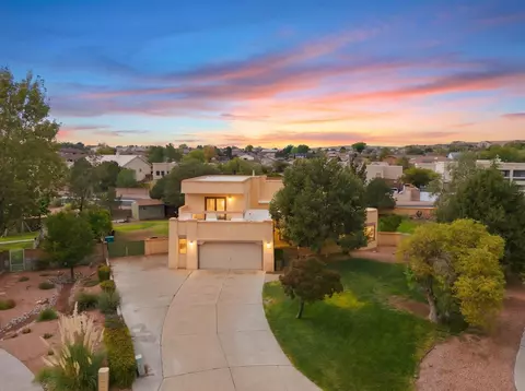 2046 Rivers Edge Dr NE, Rio Rancho, NM 87144