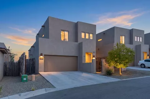 7240 Vista Serena Loop, Santa Fe, NM 87507