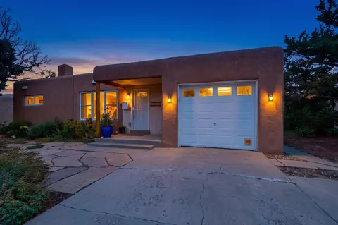 1409 Adams St NE, Albuquerque, NM 87110