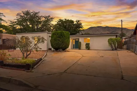 2604 Sandler Dr NE, Albuquerque, NM 87112