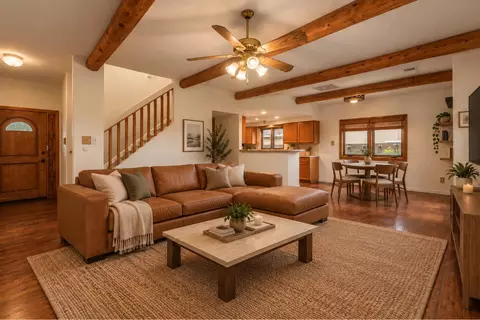 7405 Eagle Crest Ave NE, Albuquerque, NM 87113