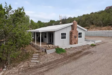 28 Camino Alto, Sandia Park, NM 87047
