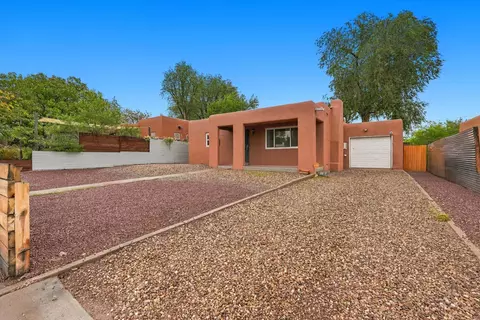2734 San Rafael Ave SE, Albuquerque, NM 87106