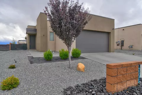 4373 Lauren Loop NE, Rio Rancho, NM 87124