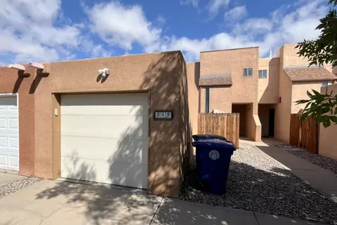 545 Berry Rd NW, Albuquerque, NM 87107