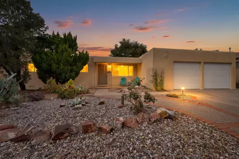 9805 Mesa Arriba Ave NE, Albuquerque, NM 87111