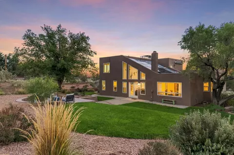12501 Oakland Ave NE, Albuquerque, NM 87122
